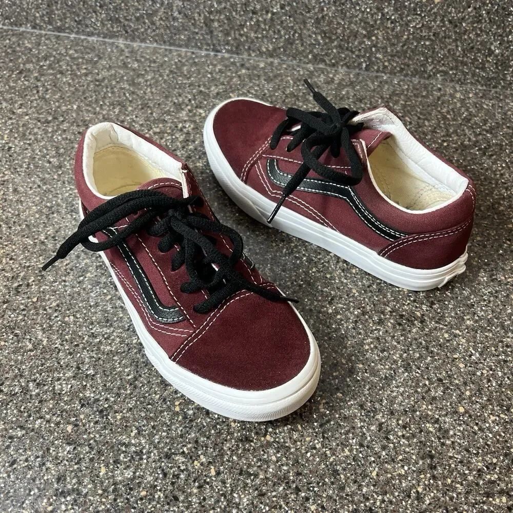 Vans Off The Wall Burgundy/Black Lace Up Low Suede/Canvas Sneaker Kids Size 13.5